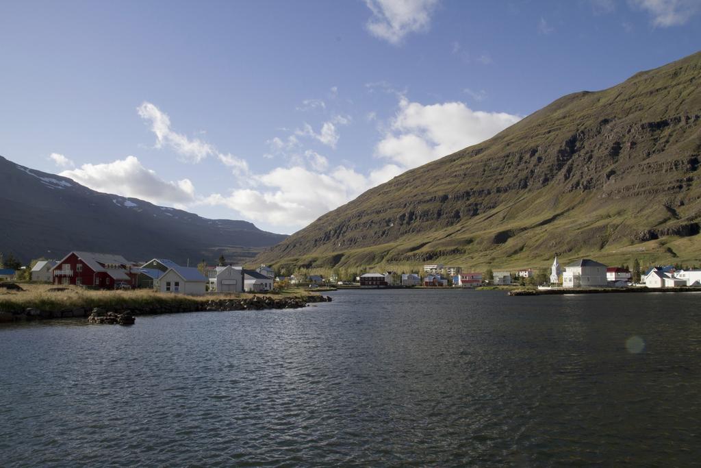 Lonsleira Apartments Seyðisfjörður Pokoj fotografie