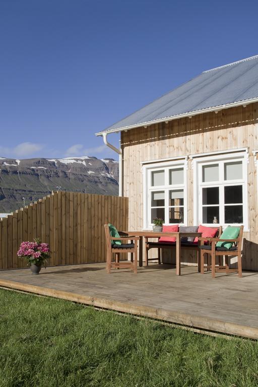 Lonsleira Apartments Seyðisfjörður Pokoj fotografie